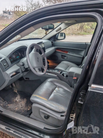 Джип Гранд Чероки , снимка 9 - Автомобили и джипове - 52841642