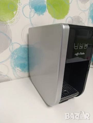Кафемашина на капсули, снимка 3 - Кафемашини - 50452245