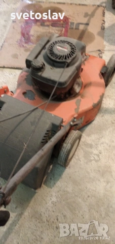Бензинова косачка , снимка 2 - Градинска техника - 53913581