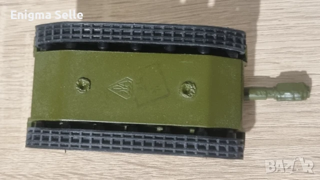 Колекционерска самоходна гаубица СССР, снимка 8 - Колекции - 51109873