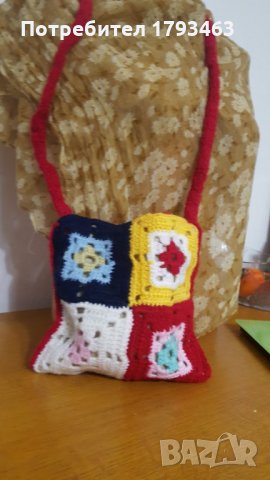 Ръчно плетена детска чантичка, снимка 1 - Раници - 30888707