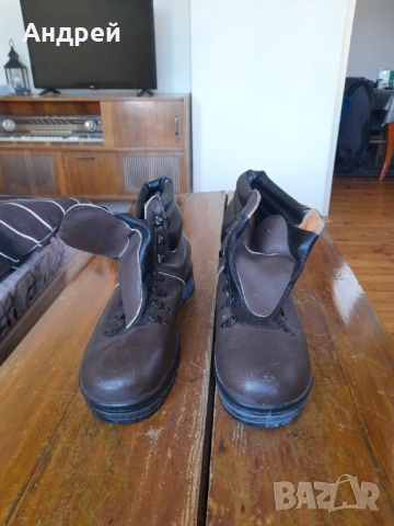 Стари туристически обувки Младост #3