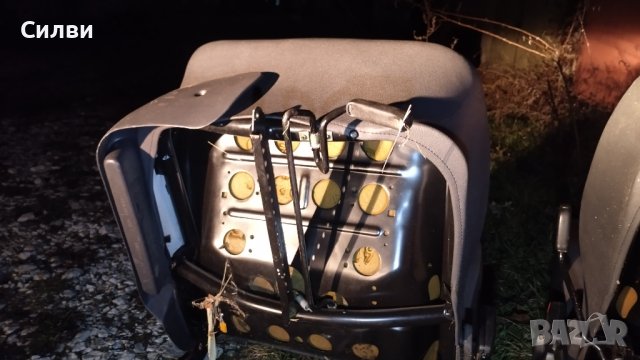 Сгъваема предна дясна пасажерска седалка за двуврат Сеат Ибиза 3 99-02г. от Seat Ibiza III , снимка 10 - Части - 39088954