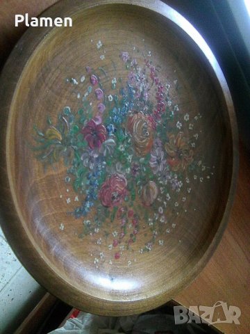 Рисувана дървена чиния за стена сувенир
