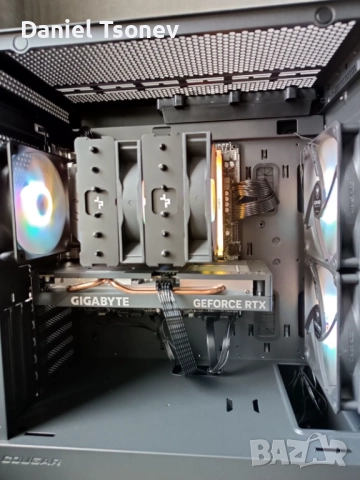 Геймърски Kомпютър🖥️ GEFORCE RTX 4060, AMD Ryzen 7 5700X3D, снимка 4 - Геймърски - 51888998