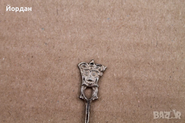 Сребърна лъжичка , снимка 2 - Антикварни и старинни предмети - 50657890