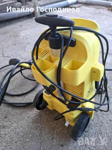 Водоструйка KARCHER K3 CLASSIC CAR, снимка 4 - Парочистачки и Водоструйки - 51526011