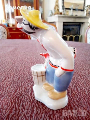Порцеланова фигура , снимка 4 - Статуетки - 40602596