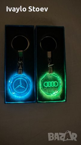 Светещи Led ключодържатели за автомобил с лого, снимка 5 - Аксесоари и консумативи - 40471490
