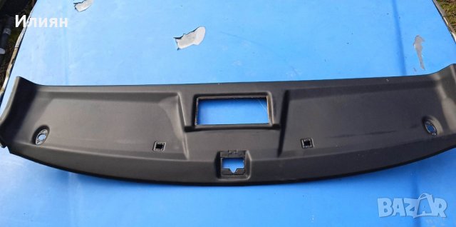 Кора тапицерия за Мерцедес 124