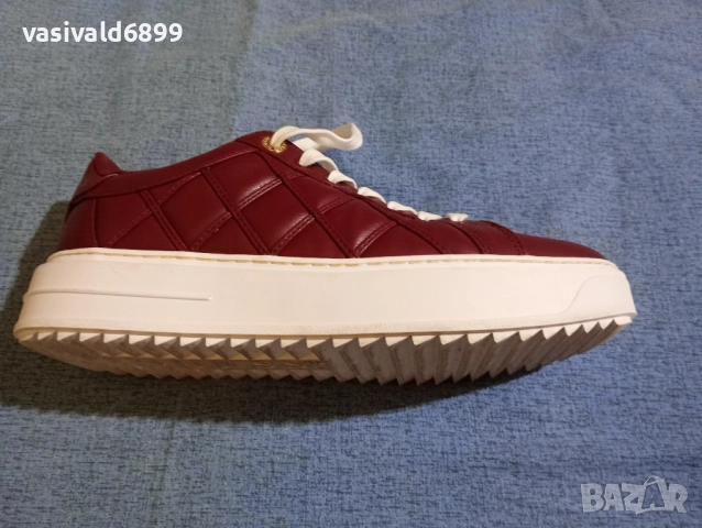 Дамски спортни обувки номер 39, снимка 5 - Маратонки - 51917633