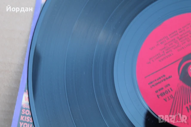 Грамофонна плоча/винил ''Adriano Celentano'', снимка 9 - Грамофонни плочи - 51107741