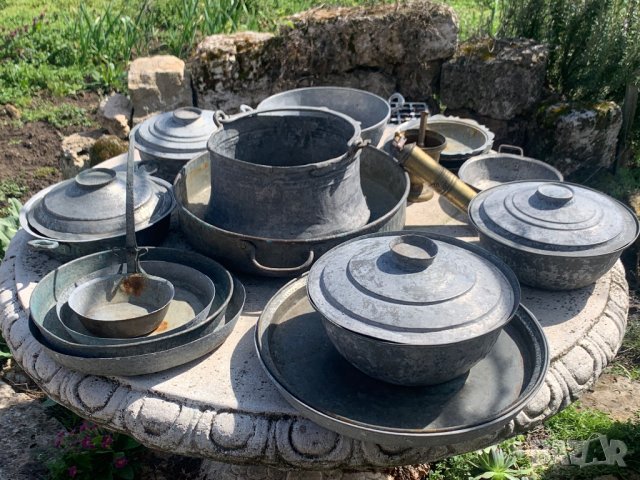 Медни съдове покъщнина от българска възрожденска къща-19-ти век, снимка 7 - Антикварни и старинни предмети - 40135352
