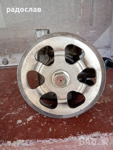 Хонда црв3 2,2 сдти 140к.с. -хидравлична помпа, снимка 3 - Части - 54330638