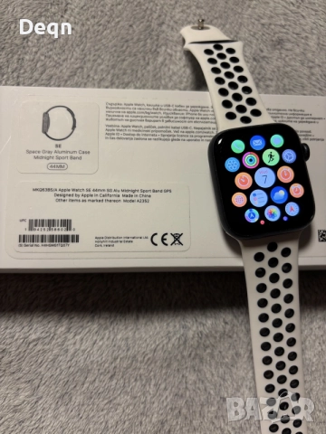 Apple watch se 1, снимка 3 - Смарт часовници - 56404886