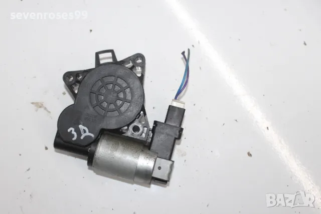 Мотор стъкло задно дясно Мазда 3 2008 2.3i 158hp Mazda 3 седан