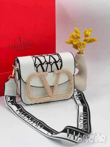 чанти valentino garavani , снимка 17 - Чанти - 51294091