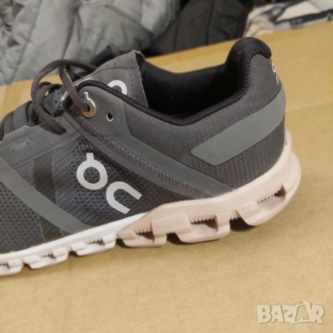 On Cloud flow -Маратонки за бягане номер 39 , снимка 12 - Маратонки - 52002608