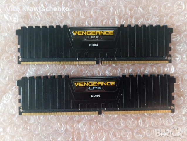 RAM Оперативна памет Corsair Vengeance LPX DDR4 16GB (2x8GB) 2400MHz