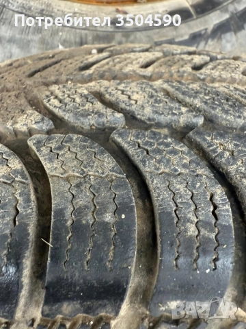 Зимни гуми 175/80R14, снимка 2 - Гуми и джанти - 52305796