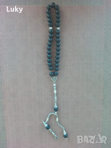 Оригинална стилна и красива броеница.