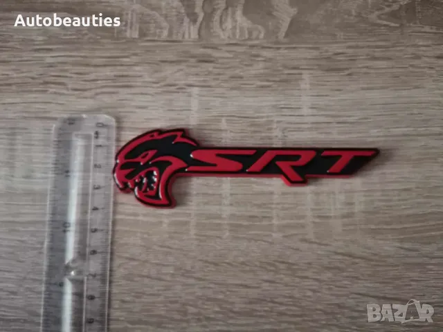 SRT Hellcat червено с черно емблема лява, снимка 6 - Аксесоари и консумативи - 47977213