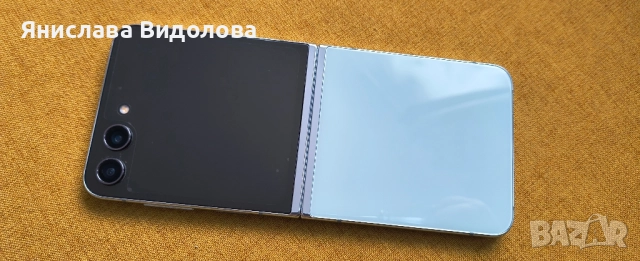 Samsung Z Flip 5 