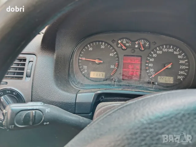 Фолксваген Голф 1.9 ТДИ-Климатроник , снимка 10 - Автомобили и джипове - 55800104