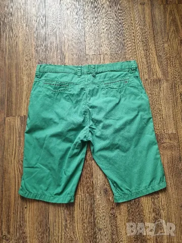 Страхотни мъжки къси панталони TOMMY HILFIGER размер 36, снимка 6 - Къси панталони - 50383696