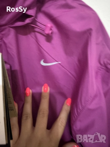 оригинална ветровка дамска Nike, снимка 5 - Якета - 55854135