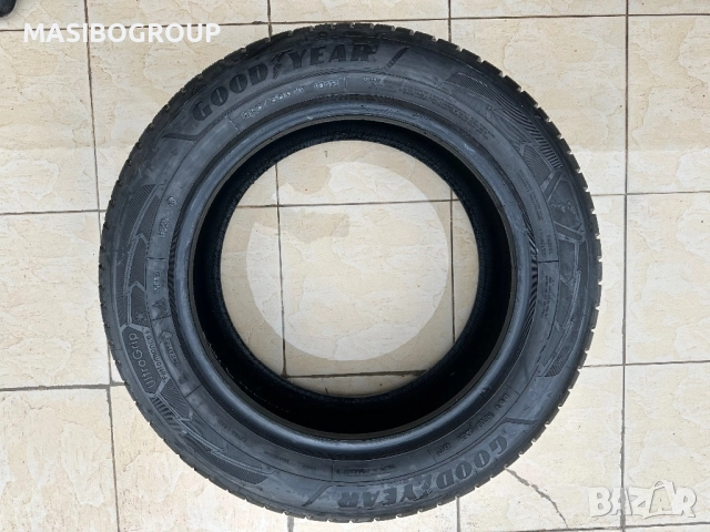 Два броя зимни гуми 225/55/17” GOODYEAR UltraGrip, снимка 3 - Гуми и джанти - 52512134