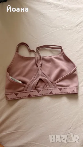 Спортно бюстие Adidas, снимка 2 - Корсети, бюстиета, топове - 56438155