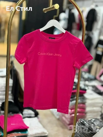 Дамска тениска. Универсален размер 18€ 🐼