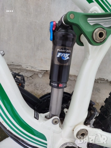 Планински велосипед Specialized 26 " M/L, снимка 3 - Велосипеди - 53326107