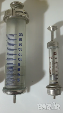 Лот стари стъклени спринцовки, снимка 3 - Антикварни и старинни предмети - 51067939