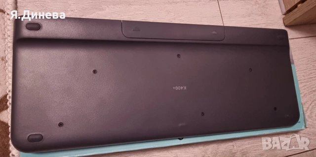 Клавиатура с вградена мишка Logitech Media K400, снимка 3 - Клавиатури и мишки - 54195979
