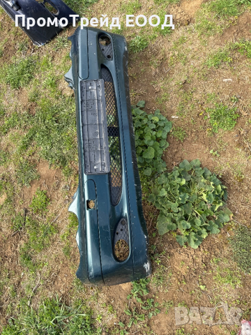 Предна броня зелена Мерцедес Ц клас комби Mercedes W203 , снимка 2 - Части - 44805561