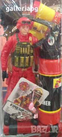 Комплект фигурка на пожарникар с принадлежности 