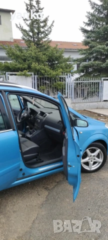 Opel Zafira - Опел Зафира, снимка 4 - Автомобили и джипове - 54138210
