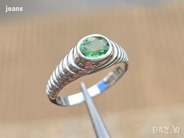 Рядък камък! Пръстен бяло злато 18к Гранат цаворит, снимка 3 - Пръстени - 48677556
