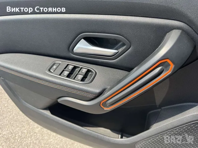 Dacia Duster 1.0 TCe 100k.c. LPG, снимка 8 - Автомобили и джипове - 56431568