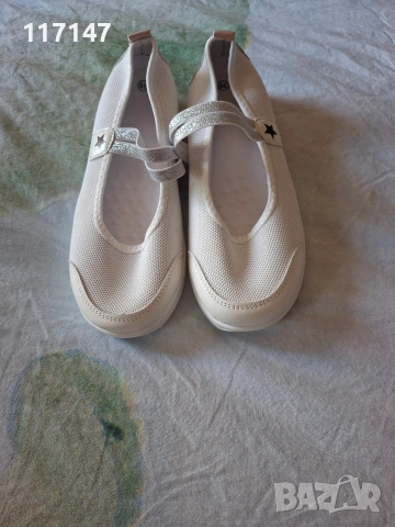 страхотни спортни обувки номер 39, снимка 2 - Маратонки - 54317769