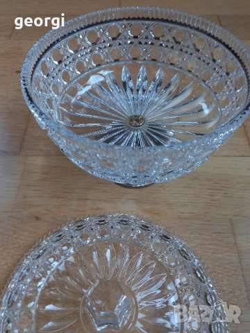 немска кристална бонбониера с метален пиедестал , снимка 6 - Аксесоари за кухня - 44462137