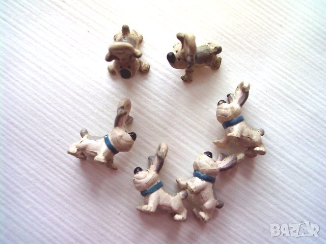 Фигурка кученце 