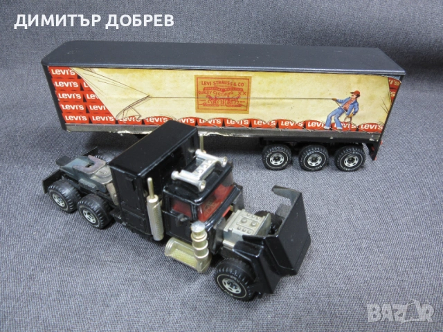 СТАРА РЕТРО МЕТАЛНА КОЛИЧКА КАМИОН MACK С РЕМАРКЕ LEVIS SIKU GERMANY, снимка 6 - Колекции - 54126100