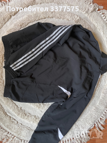Горнище Adidas M, снимка 4 - Спортни дрехи, екипи - 44745769