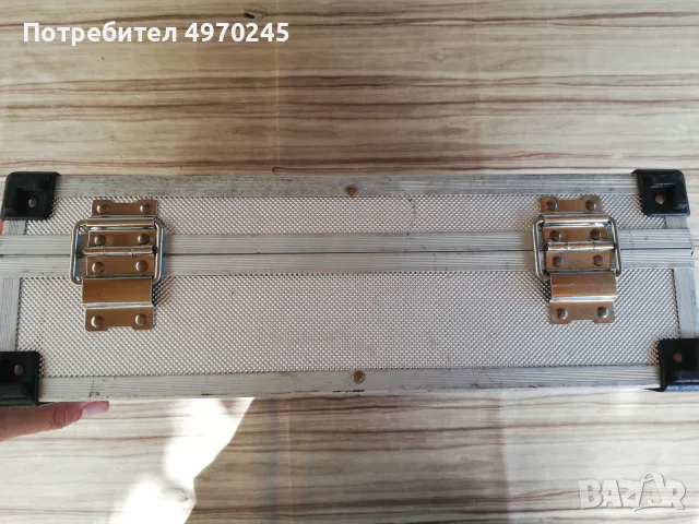 Куфарче с метална основа, снимка 6 - Куфари - 56369727
