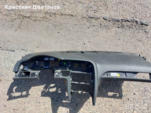 Арматурно табло Ауди А6 Ц6 4ф, снимка 2 - Части - 40352545