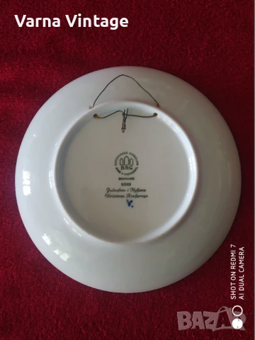 Колекционерска порцеланова чиния Бъдни вечер 1989 г. серия JULEAFTEN. Bing & Grøndahl Дания., снимка 3 - Колекции - 51338267