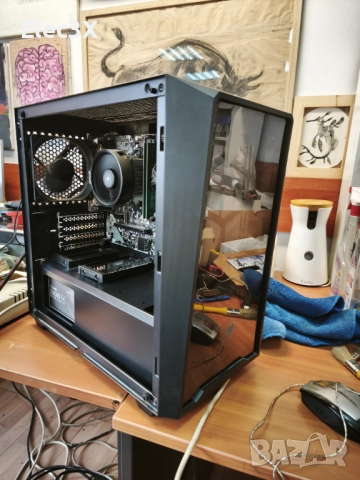 Геймърски компютър почти нов, снимка 2 - Геймърски - 52908703